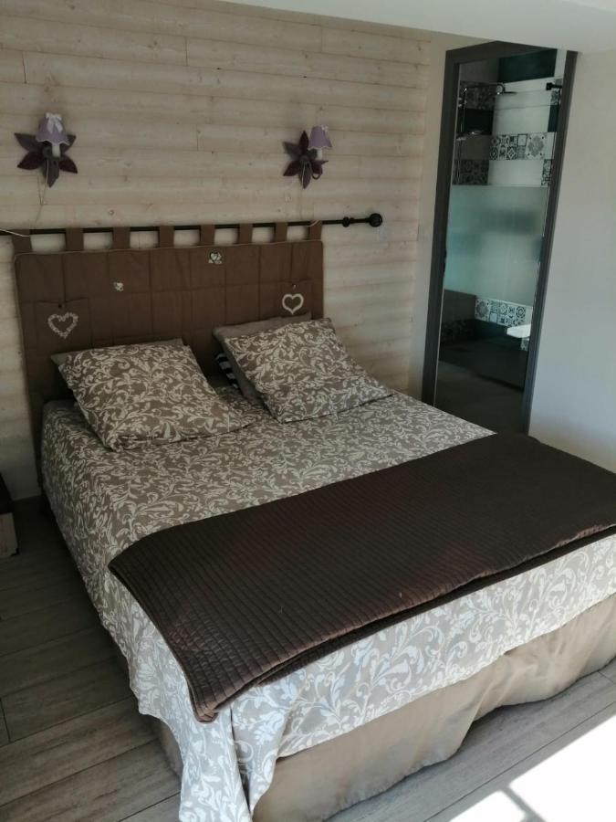 Les Gremilles Bed and Breakfast Bassoncourt Εξωτερικό φωτογραφία