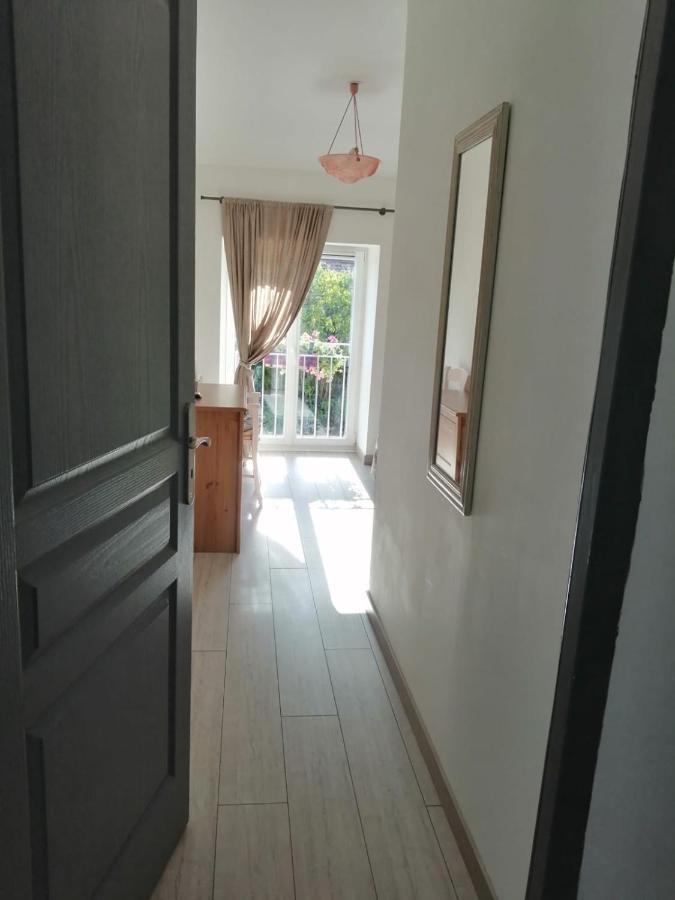 Les Gremilles Bed and Breakfast Bassoncourt Εξωτερικό φωτογραφία